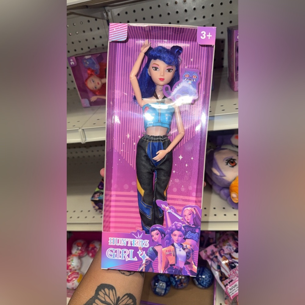 Kpop hunter doll Zoey